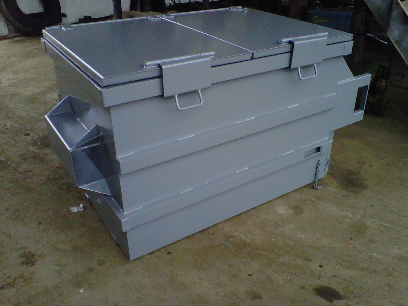gray compactor